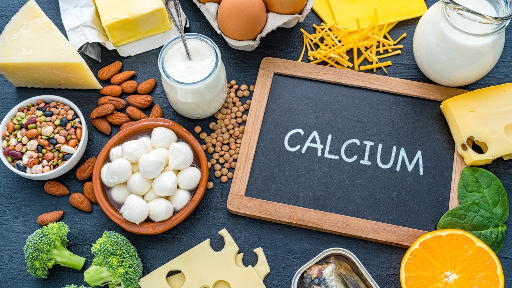 Thực phẩm giàu canxi giúp phòng ngừa loãng xương tuổi già